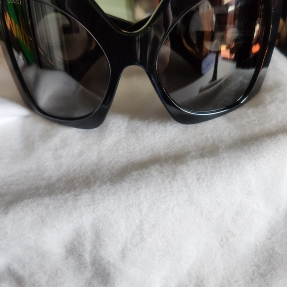 Gucci large Shades - Picture 4 of 6